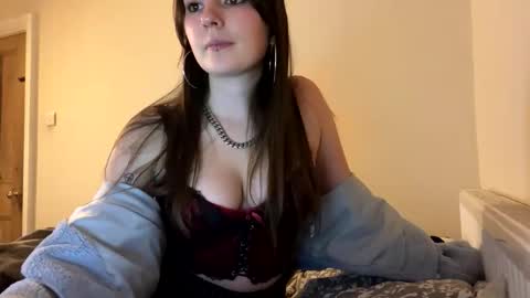 ghostpetal online show from September 29, 11:21 pm