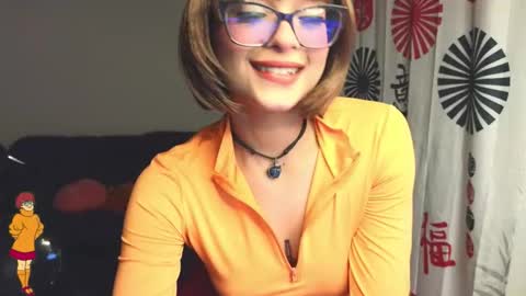 Snapshot of gia_flame chatting on October 30, 4:15 am gia_flame online show from October 30, 4:15 am