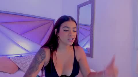 Gia  online show from February 11, 6:53 pm