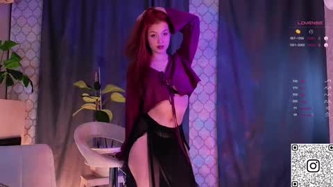 Stacy online show from November 24, 7:05 pm