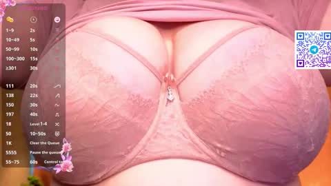 Snapshot of ginger_twinkle chatting on October 2, 9:36 am Ginger online show from October 2, 9:36 am