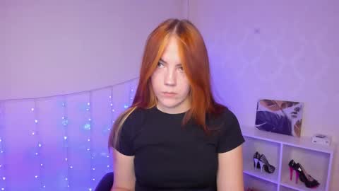 gingerr_pie online show from September 27, 7:21 pm