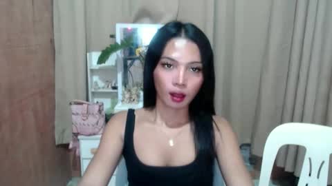 Aisha online show from October 3, 7:24 am