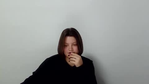 girl_leya online show from November 20, 8:21 pm