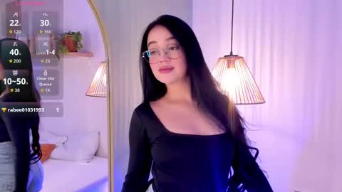 Snapshot of gisselle_palmer chatting on September 17, 7:34 pm   online show from September 17, 7:34 pm