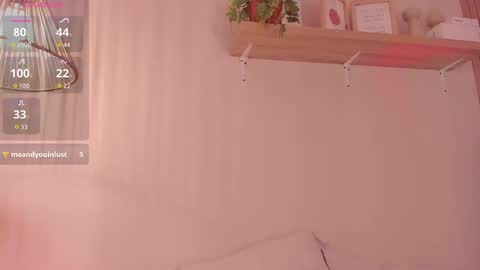 Snapshot of gisselle_palmer chatting on October 2, 8:25 pm   online show from October 2, 8:25 pm