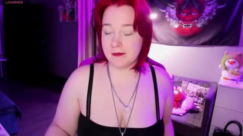AlexaMillis online show from December 22, 10:24 pm