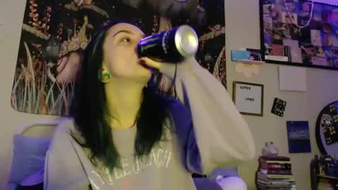 Snapshot of glitterspace chatting on September 9, 6:57 am anna online show from September 9, 6:57 am