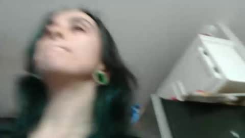 Snapshot of glitterspace chatting on September 26, 7:39 am anna online show from September 26, 7:39 am