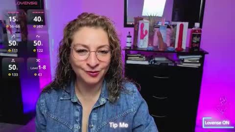 Snapshot of gloriacrespo chatting on October 16, 12:02 am gloriacrespo online show from October 16, 12:02 am