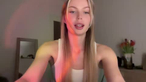 glow_angel online show from January 29, 8:56 pm