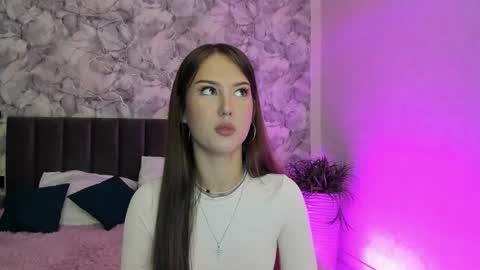 Lina online show from October 14, 8:50 am