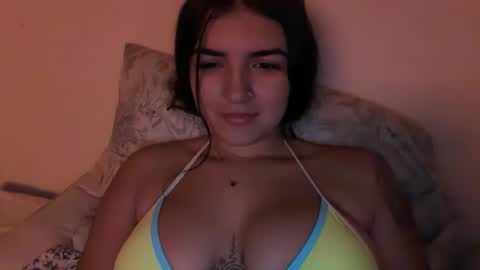 Snapshot of goddess_madii chatting on September 25, 5:50 am Madii online show from September 25, 5:50 am