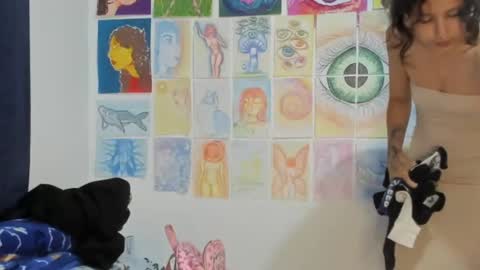 vee online show from February 11, 7:23 am