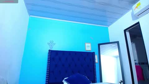 goldenn_ass1 online show from February 26, 9:18 pm