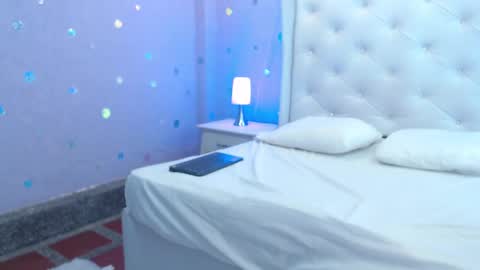 Ayshaa  online show from December 27, 7:35 pm