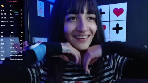 Meredith Alessandra online show from November 21, 4:47 am