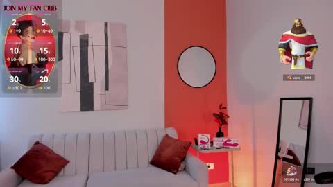 Zuly online show from November 25, 8:53 pm