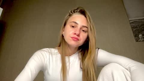 Snapshot of gracetorrezz chatting on October 23, 6:14 pm gracetorrezz online show from October 23, 6:14 pm