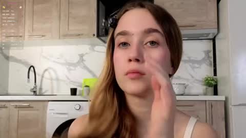 Julia online show from November 24, 1:07 am