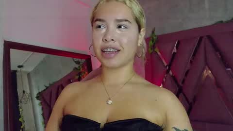 Haely online show from February 14, 12:29 pm