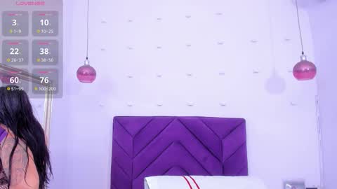 Hailey online show from November 30, 11:47 am