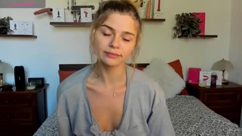 Haley online show from October 10, 11:04 am