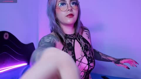 Hallu online show from February 4, 1:06 pm