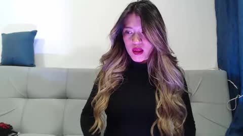 Hanna  online show from December 3, 2:36 am