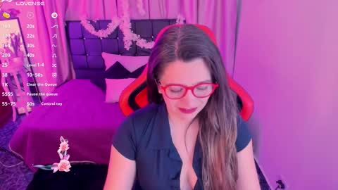 hanna_ma online show from February 5, 8:01 pm