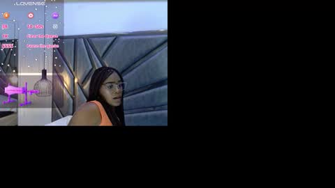 hannagatess1 online show from October 8, 1:43 am