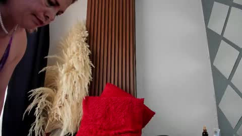 hannah online show from September 23, 7:12 pm