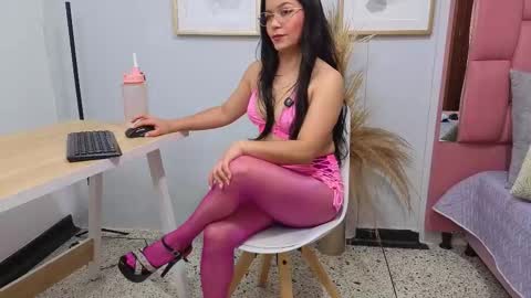 Maira online show from January 15, 8:48 pm