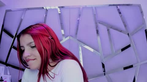 hanny_watson online show from February 22, 4:19 pm