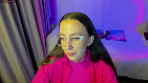 Stephanie online show from November 9, 6:26 pm