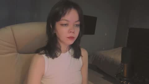 Snapshot of haribo_asmr chatting on October 9, 11:03 am Miss Hari online show from October 9, 11:03 am