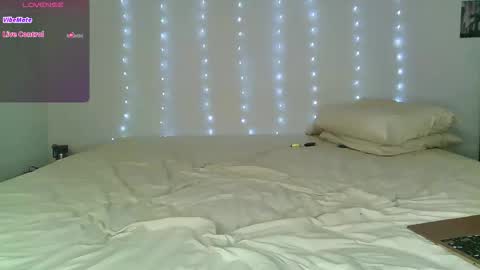 Harlee online show from October 17, 3:43 am