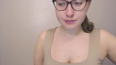 Snapshot of hartfoxx chatting on October 23, 7:20 pm hartfoxx online show from October 23, 7:20 pm