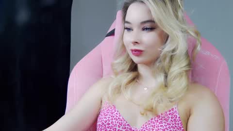 Anna online show from January 5, 9:07 pm