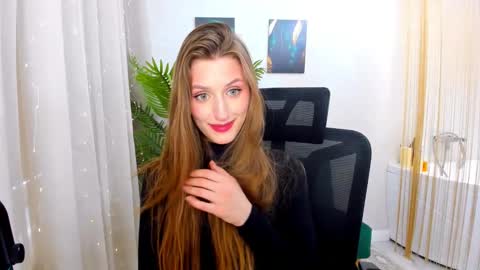 heartedlove_1 online show from March 11, 11:44 am