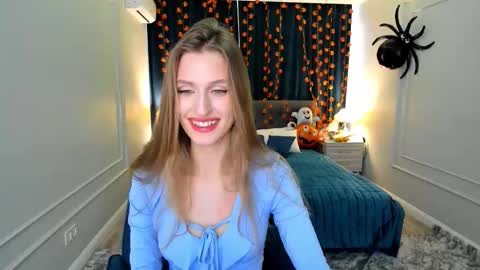 heartedlove_1 online show from October 19, 11:56 am