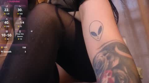 Snapshot of hecate_gh chatting on October 21, 10:14 pm Hecate online show from October 21, 10:14 pm
