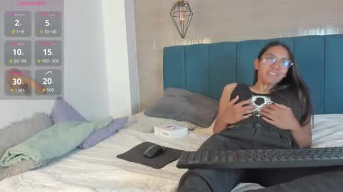 heidi_feuer online show from October 7, 12:42 pm