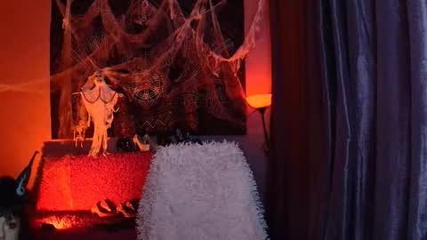 Snapshot of helena__femdom chatting on October 25, 1:08 pm Helena online show from October 25, 1:08 pm