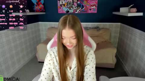 Tessa online show from December 20, 1:31 am