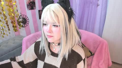 Laura online show from January 16, 3:34 am