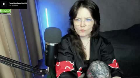 Red online show from January 13, 6:45 pm