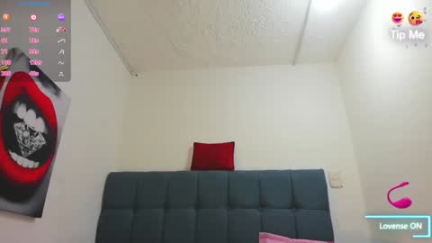 hellen_starx online show from February 7, 6:45 pm