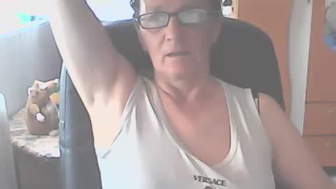 hellenmarie online show from September 11, 10:37 am