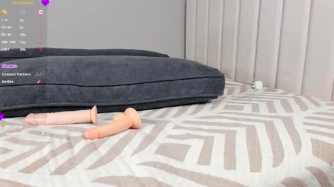 Susan online show from February 24, 2:38 pm